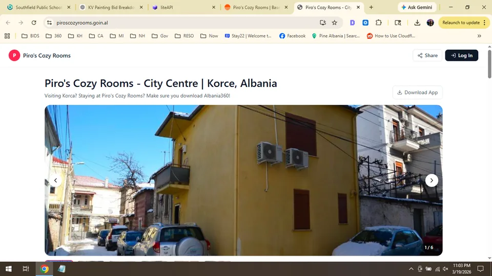 Single property listing page template built with Base44 – photos, details and a viewing request form.